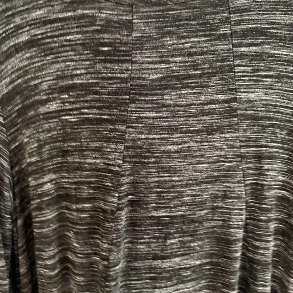 Mod-o-doc dress/tunic size swing style Large with cut out back - Picture 3 of 7